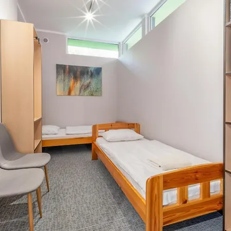 Niezalezny Apartament Z Klimatyzacja I Parkingiem - Pogodna Kudowa Zdroj Exterior photo